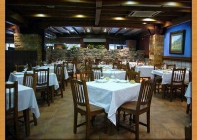 el guelu - Restaurante Cenas con espectáculos despedidas en Oviedo