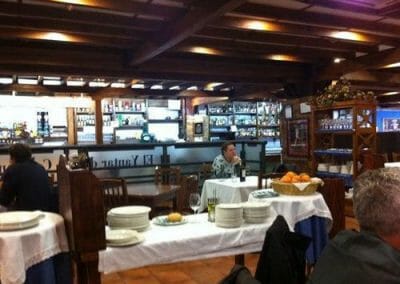 el guelu 2 - Restaurante Cenas con espectáculos despedidas en Oviedo