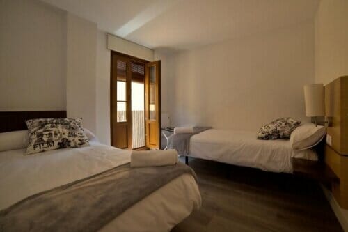 piso leon 4 principal - Alojamientos, Pisos y Casas para Despedidas en León
